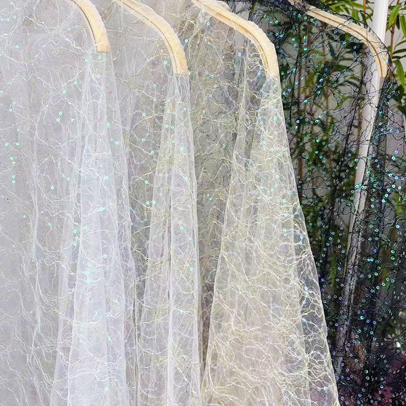Tkanina na sukienkę wieczorową – Glitter Tablecloth recenzja i cena